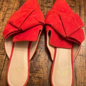 Elegant Red Bow Slip-On Shoes